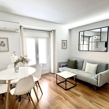 Dplace To Be - Exclusive Apartments In Historic Center Madrid Cameră foto