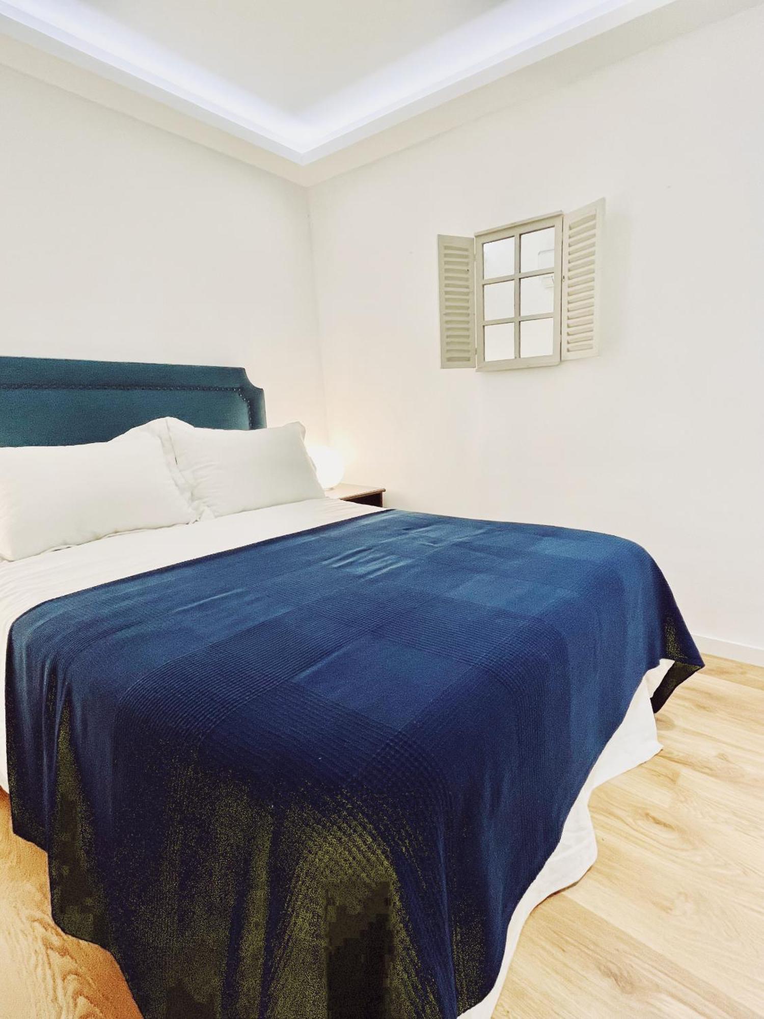 Dplace To Be - Exclusive Apartments In Historic Center Madrid Cameră foto