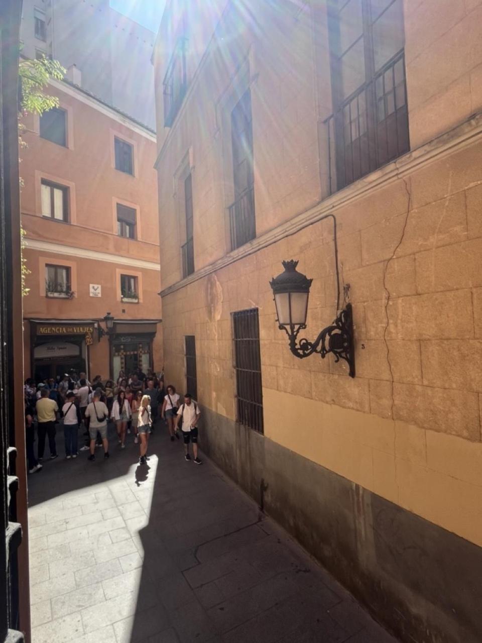 Dplace To Be - Exclusive Apartments In Historic Center Madrid Cameră foto
