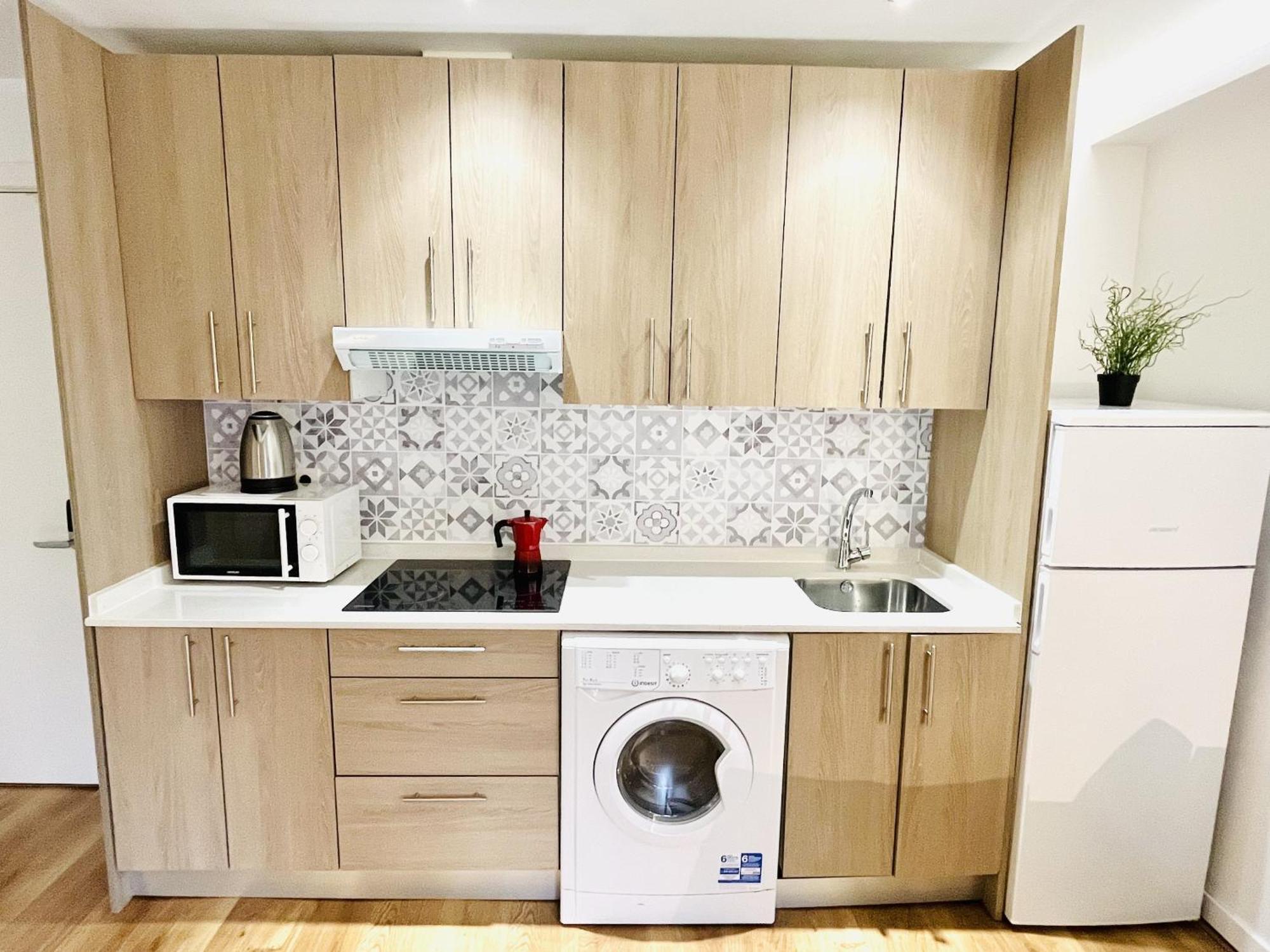 Dplace To Be - Exclusive Apartments In Historic Center Madrid Cameră foto