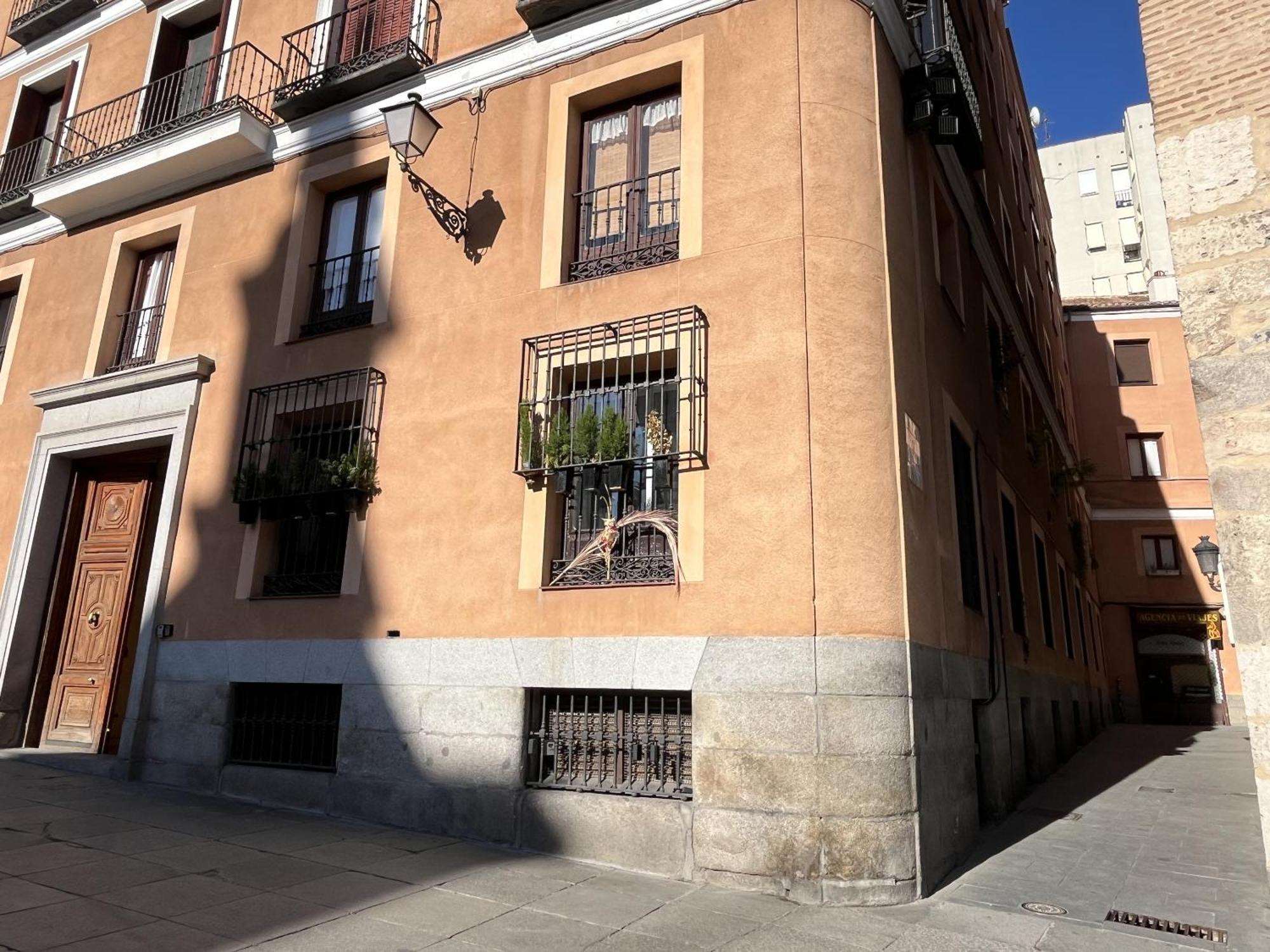 Dplace To Be - Exclusive Apartments In Historic Center Madrid Exterior foto